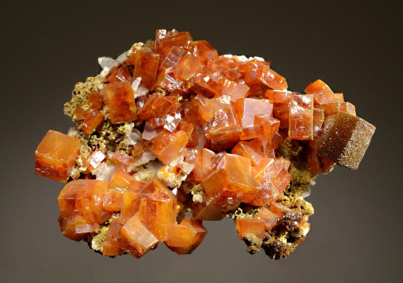 0536 Wulfenite (2).jpg