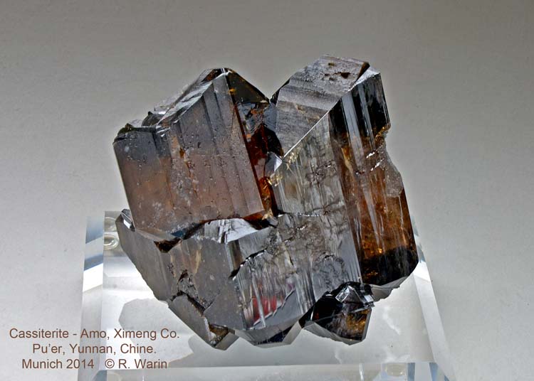 119-Cassiterite_R.jpg