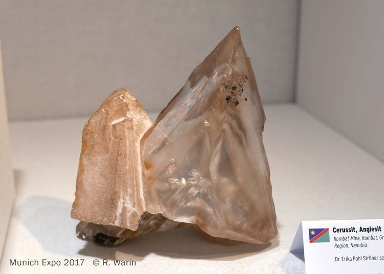 128-Cerussite-10031_R.jpg