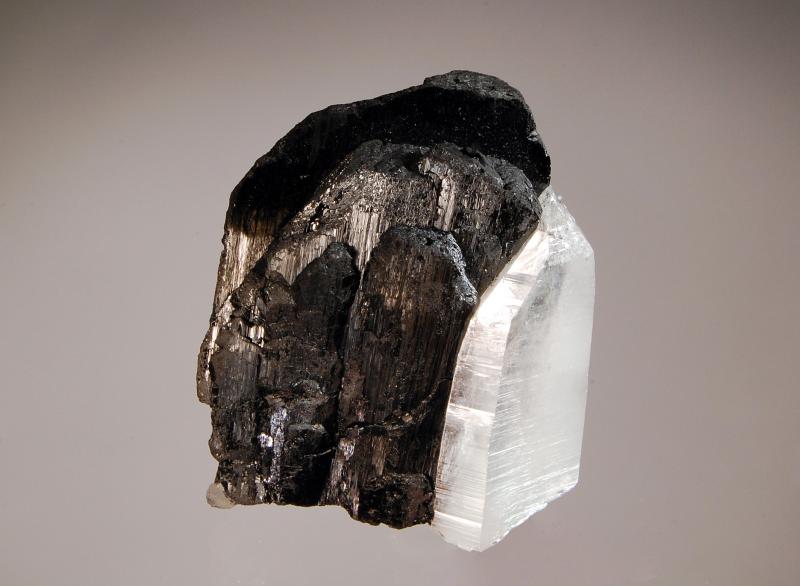 1413 Ferberite quartz.jpg