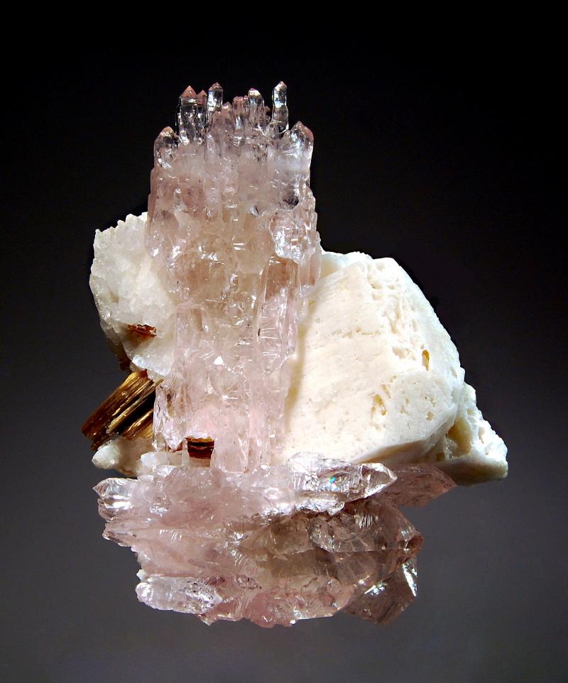 1871 Rose quartz.jpg
