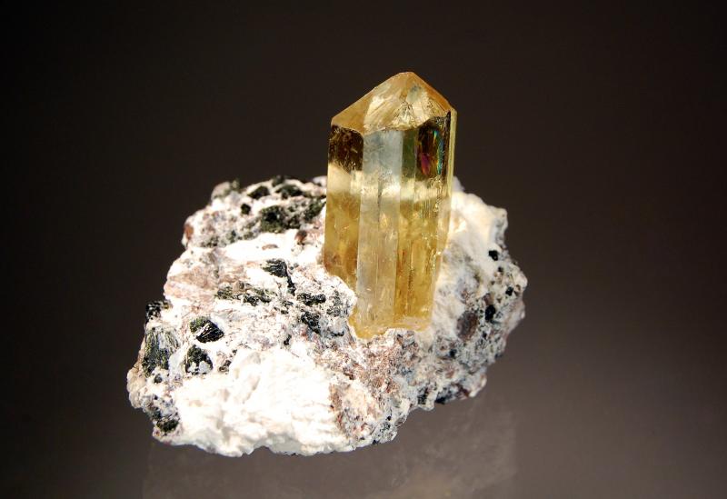 2011 Fluorapatite.jpg