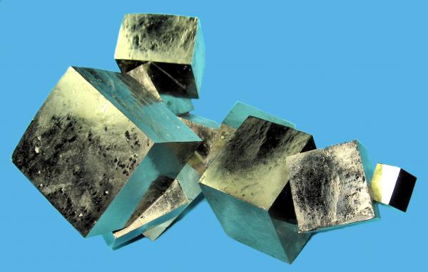 2772M-pyrite2.jpg