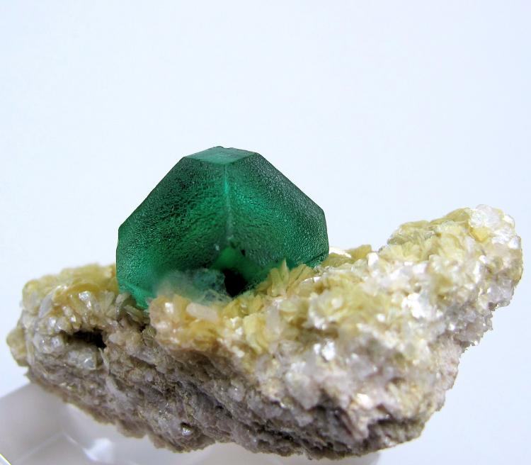 3192M-fluorite3.jpg