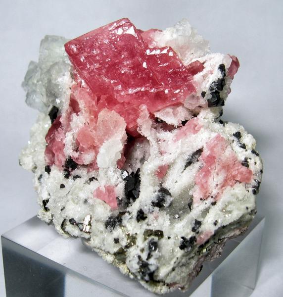 5472M-rhodochrosite1.jpg