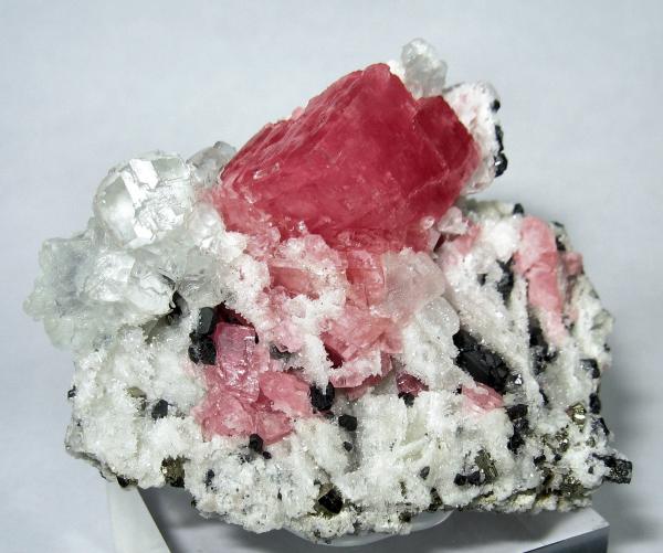 5472M-rhodochrosite.jpg