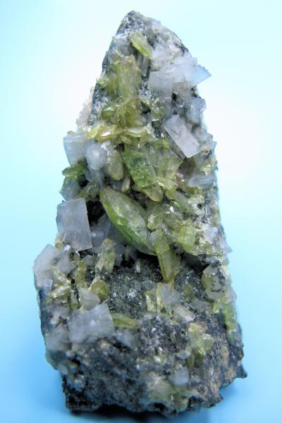 8122M-titanite1.jpg