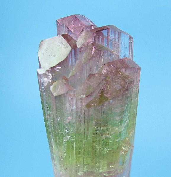 8213MC-elbaite.jpg