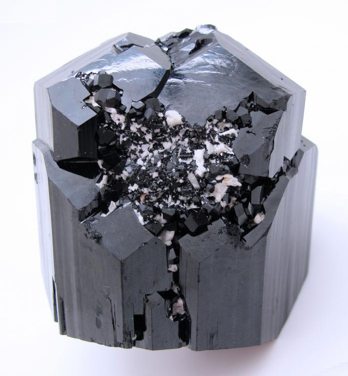 8215M-schorl4.jpg