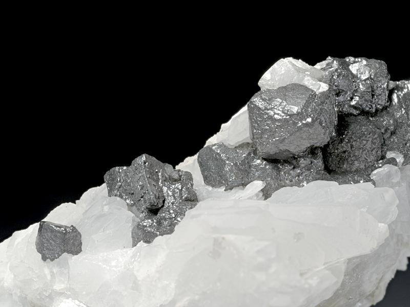 acanthite02b.jpg