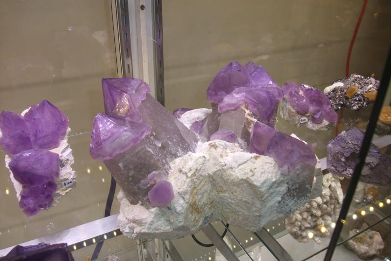 Amethyst Afghanistan approx 30cm.JPG