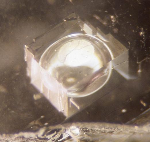 bubble in fluorite 4-12-3 Feather photo.jpg