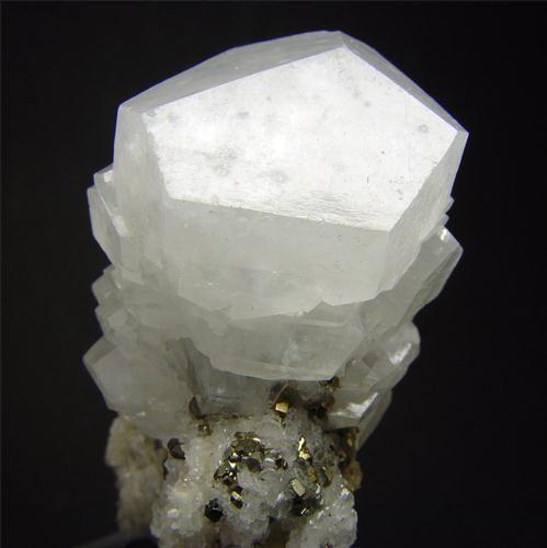 Calcite Rotherhope 67mm 1922 5.jpg