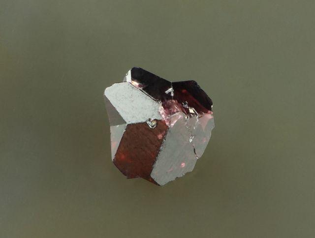 Cyclic spinel 2.jpg