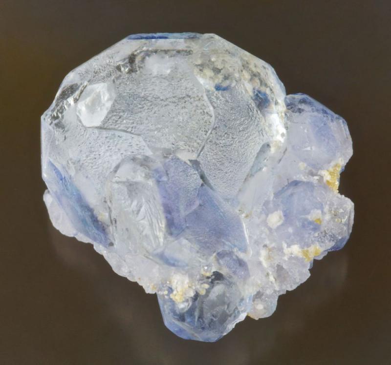 Fluorite penetration twin Naica.jpg