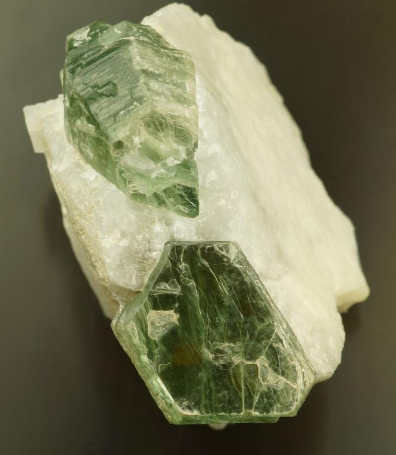 Green mica Burma.jpg