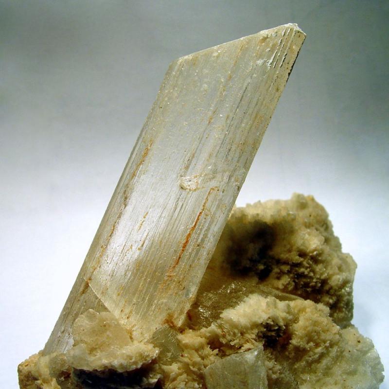 Gypsum 16cm Naica.jpg