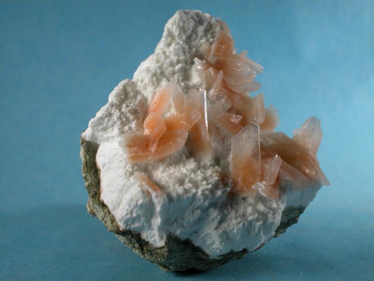 Heulandite 1a.JPG