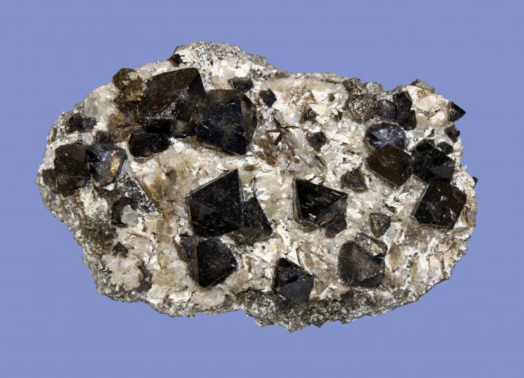 LHMagnetite1.JPG