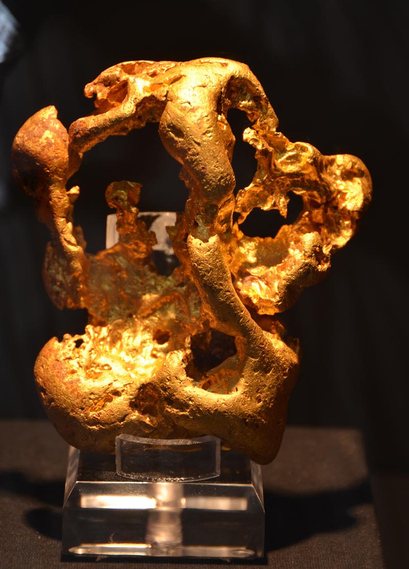 Munich Show 2013 - Gold exhibit - 6.jpg