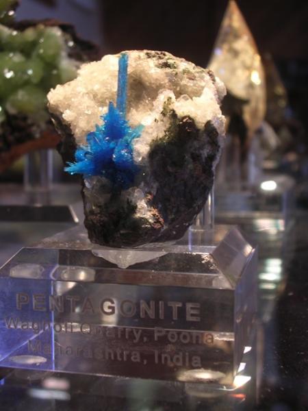 pentagonite1sm.JPG