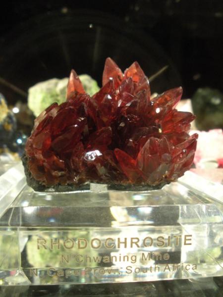 Rhodochrosite, small cab.JPG