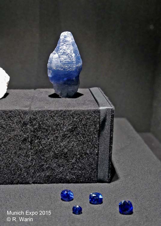 Sapphire_10157_R.jpg