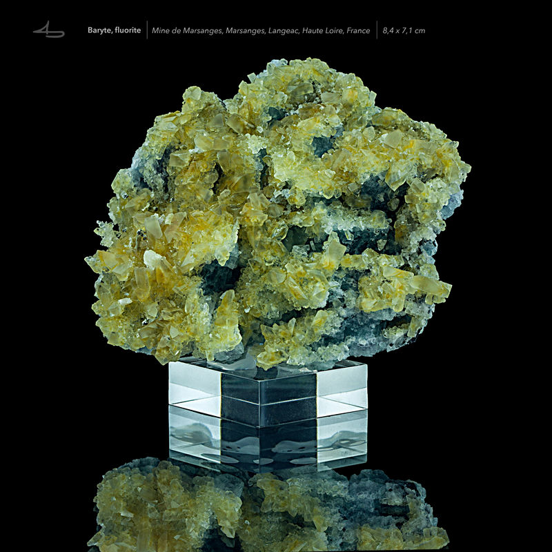 1177-Baryte-fluorite-Mine-de-Marsanges-Langeac-Haute-Loire-France.jpg