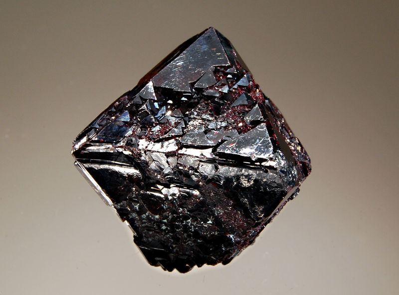 1768 Cuprite.jpg