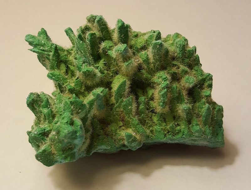 1 - Kobyashevite on calcite with gypsum Ojuela DGO.jpg