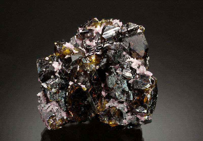 2745 Sphalerite - Commodore Mine, Creede, Mineral Co., Colorado.jpg