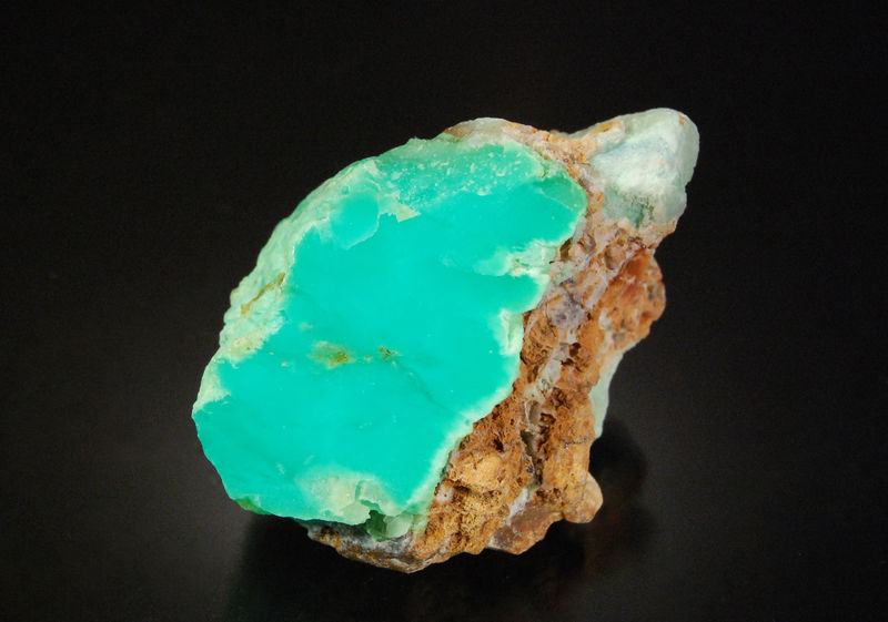 2877 Chrysoprase - Szklary Mine, Zabkowice, Lower Silesia, Poland.jpg