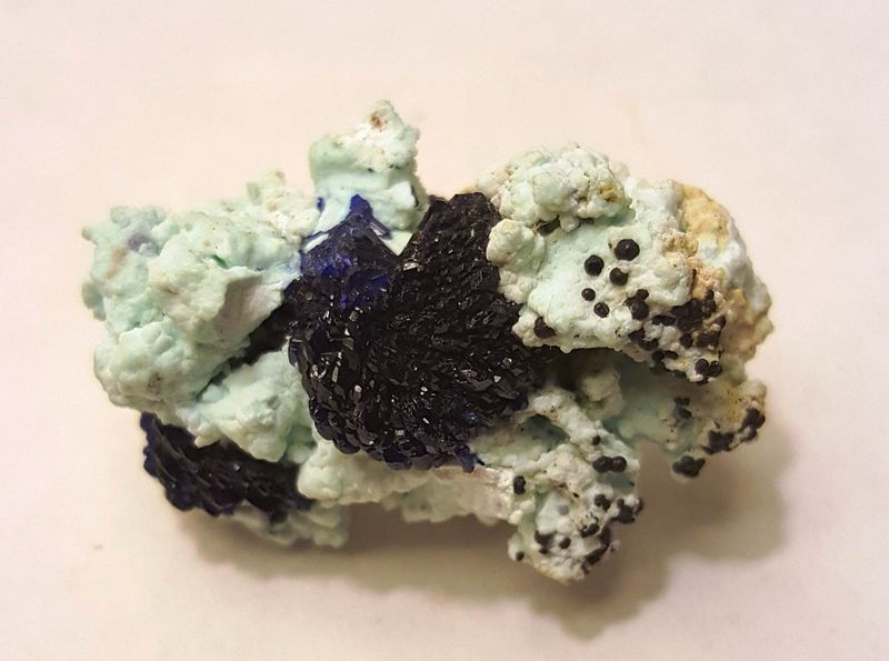 2 - Azurite on Chrysocolla Sierra Rica CHI.jpg