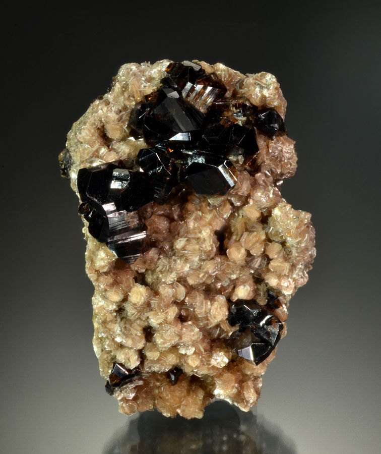 3147 Cassiterite - Panasqueira Mines, Covilha, Castelo Branco, Portugal.jpg