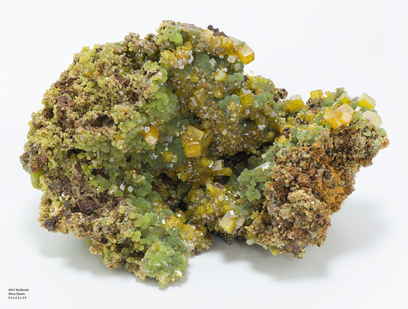 6G01-30 0041 Wulfenite Mina Ojuela.jpg