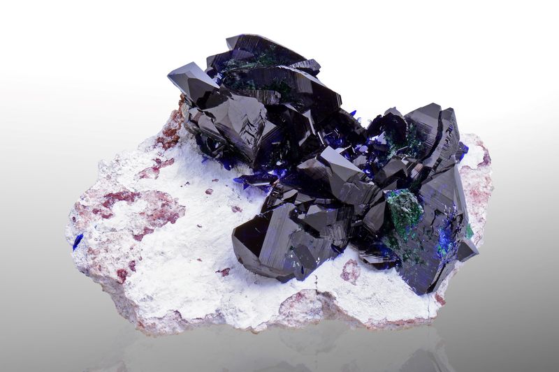 Azurite-MIM_Museum(2283-1).jpg