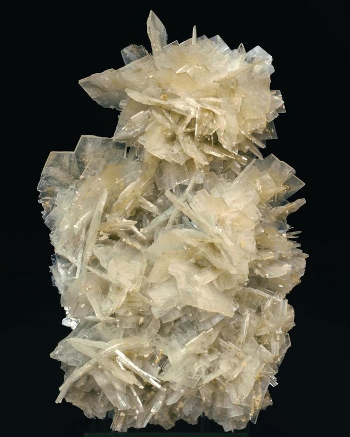 Baryte - El Telegrama adit, Almeria, Spain.jpg