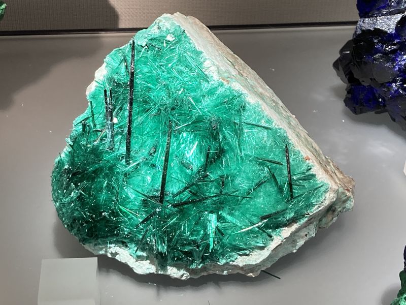 Brochantite, Milpillas Mine, Cuitaca, Santa Cruz, Sonora, Mexico.JPG