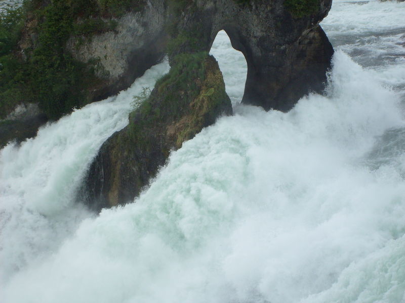 Chutes du Rhin.JPG