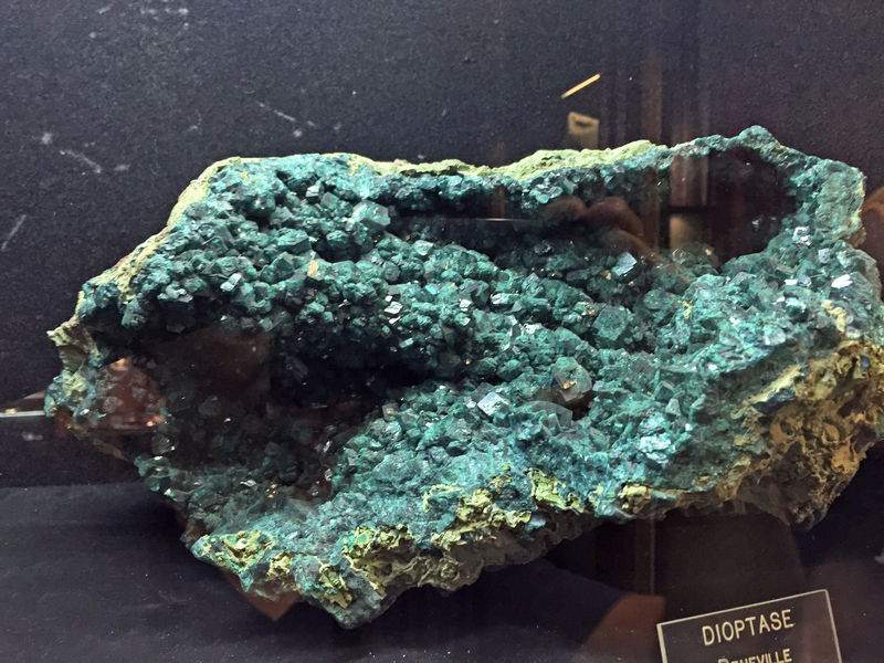 Dioptase09.jpg