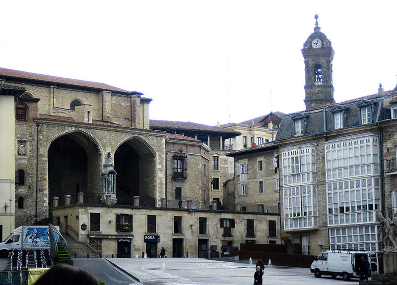 Donation from Jordi Fabre to the Alava Natural History Museum 2.jpg