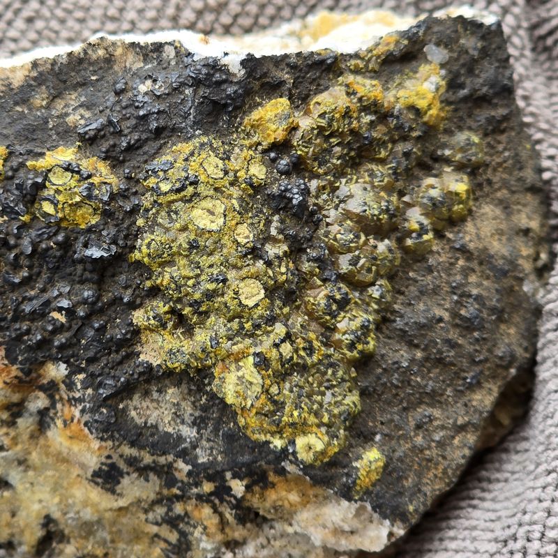 Dry Gill - Mimetite (var Camphylite) P5.jpg