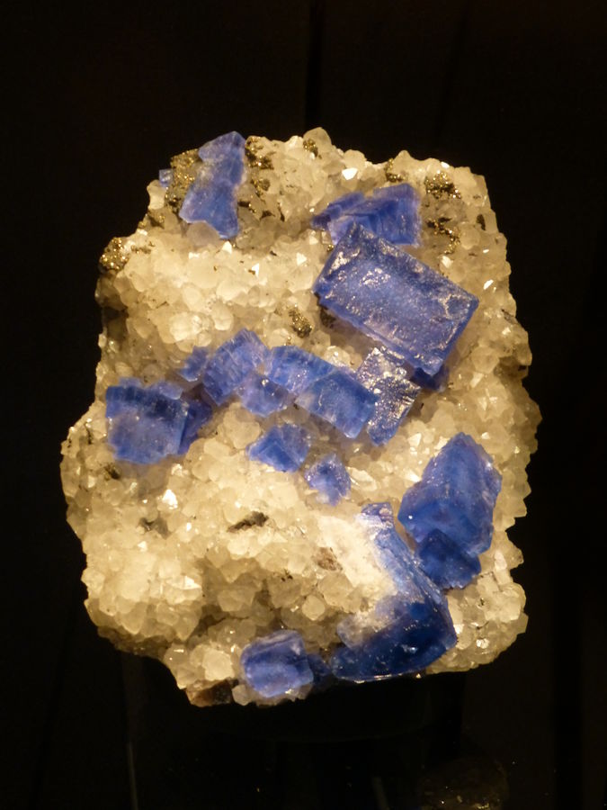 Fluorite_England.JPG