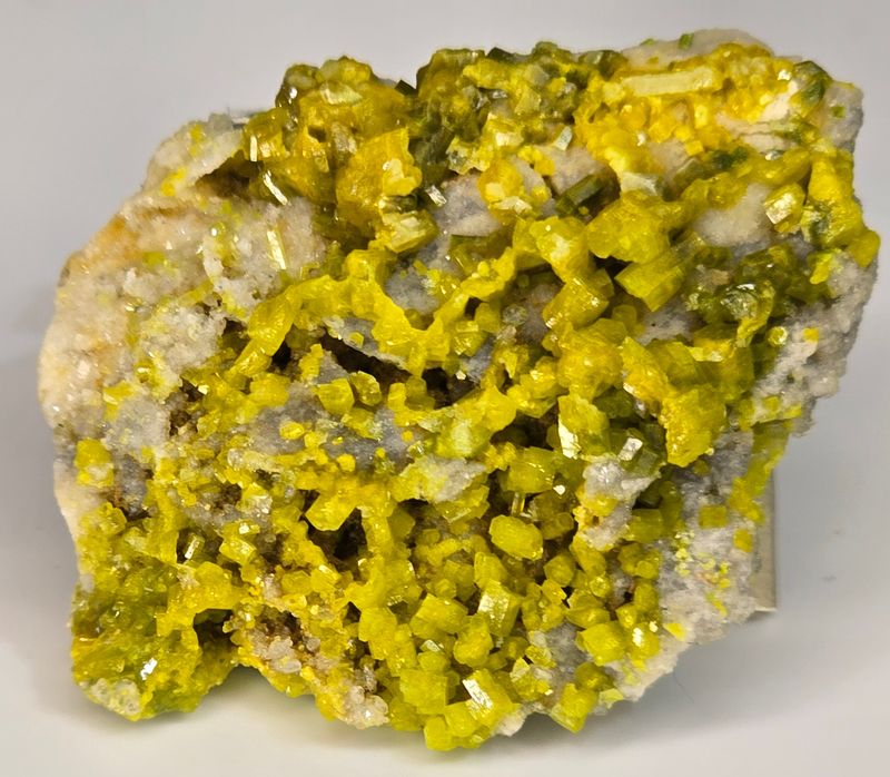 Pyromorphite. Roughton Gill, Caldbeck fells Cumbria.UK Va1.jpg