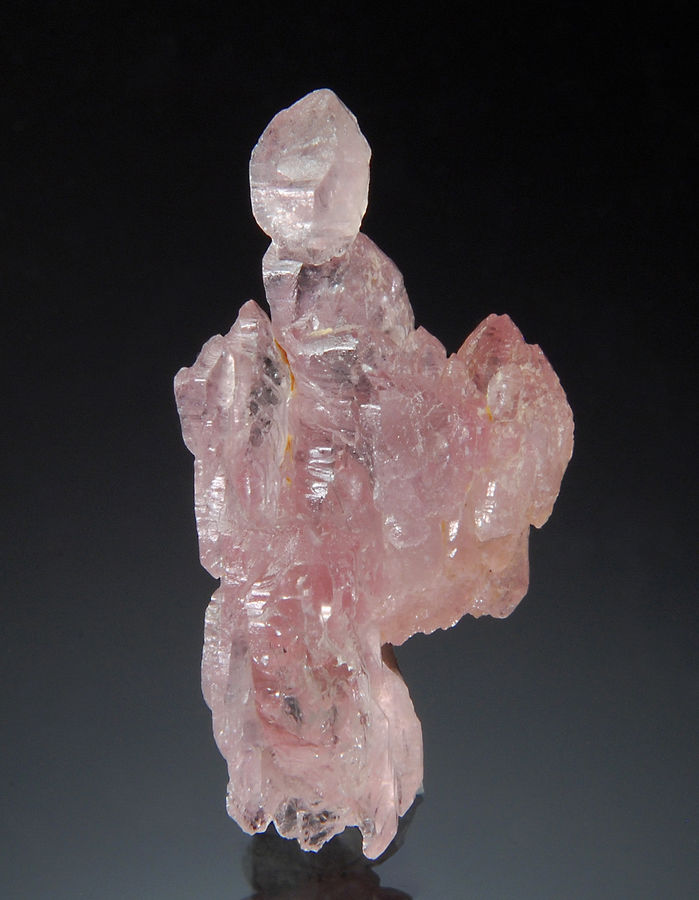 Quartz variety rose quartz - Pitorra Mine, Galileia, MG, Brazil.jpg