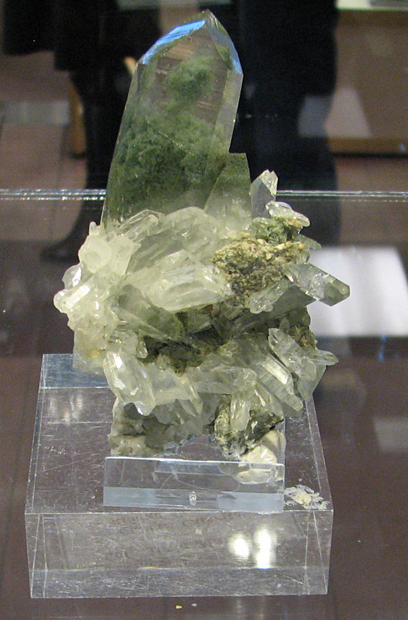 ri_quartz_chlorite_ribauds.jpg