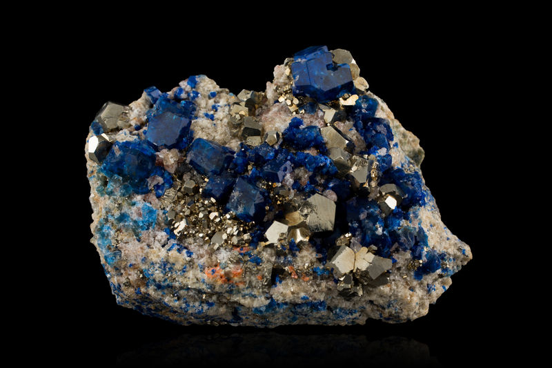 Sodalite-MIM_Museum(1327-1).jpg