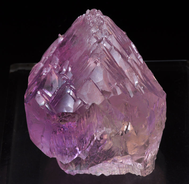 Spodumene variety kunzite - Urucum Mine_Minas Gerais_Brazil.jpg