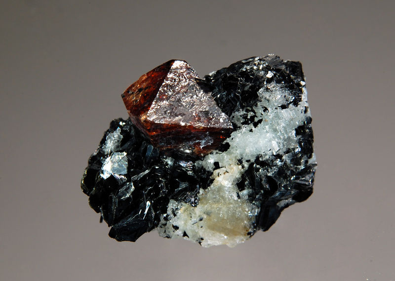 TN608 Zircon - Bulbin, Pakistan.jpg