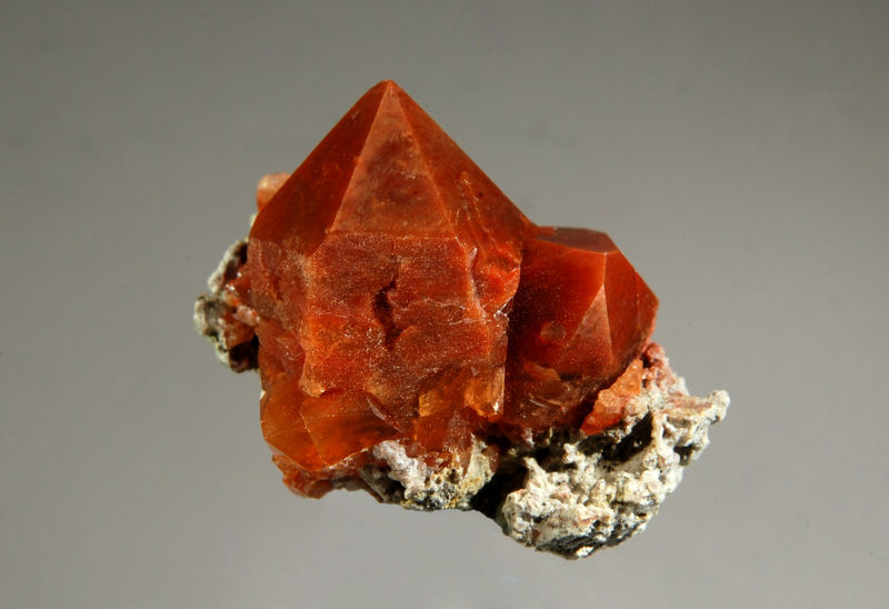 TN612 Quartz - Chella, Valencia, Spain.jpg